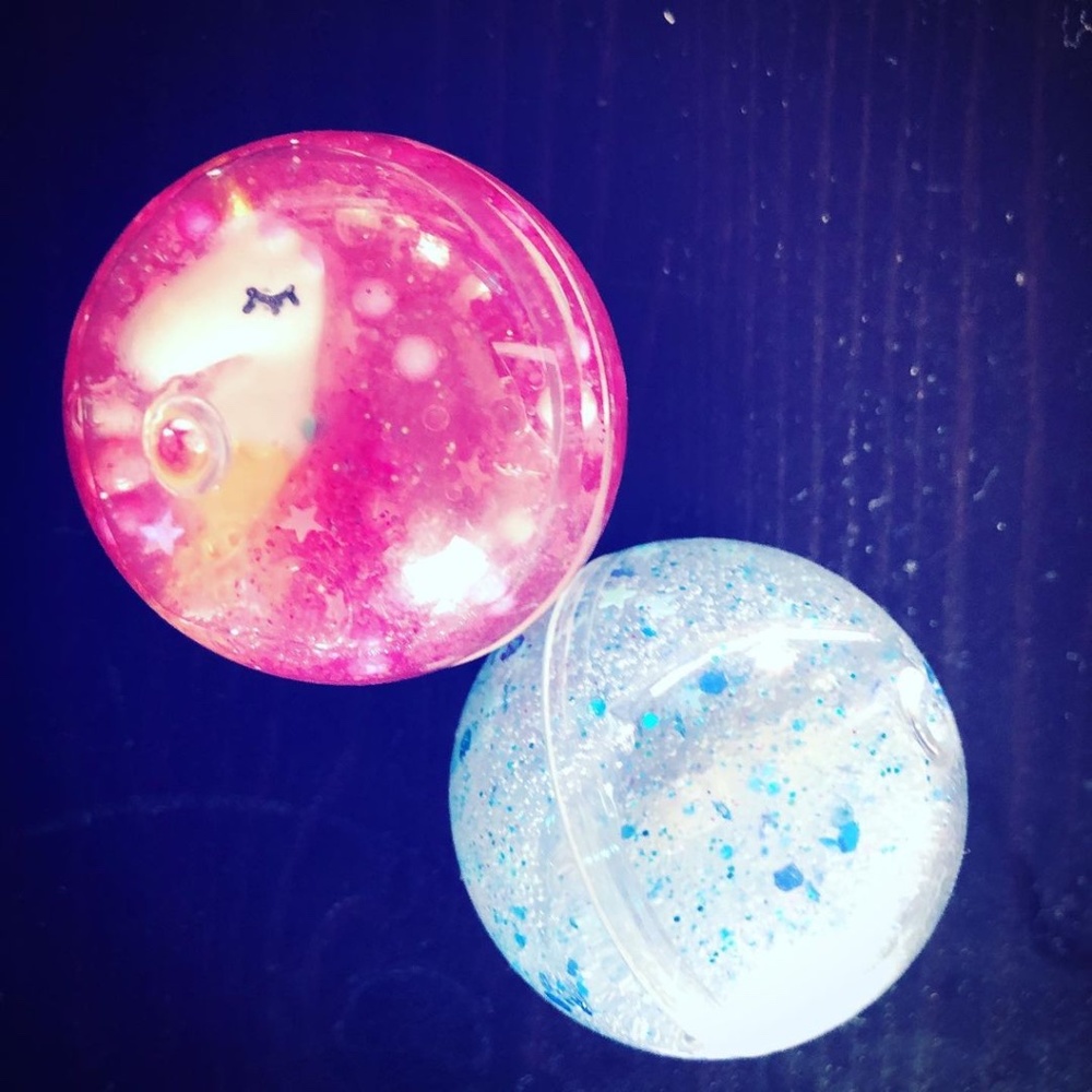 Hi! I 'm HappyBeans ( ^ o ^ )/ These are my daughter's Art (*^ . ^*)